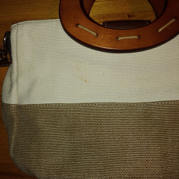 Relic by Fossil purse with Circle Wooden Handles & Removable Straps - Picture 6 of 8